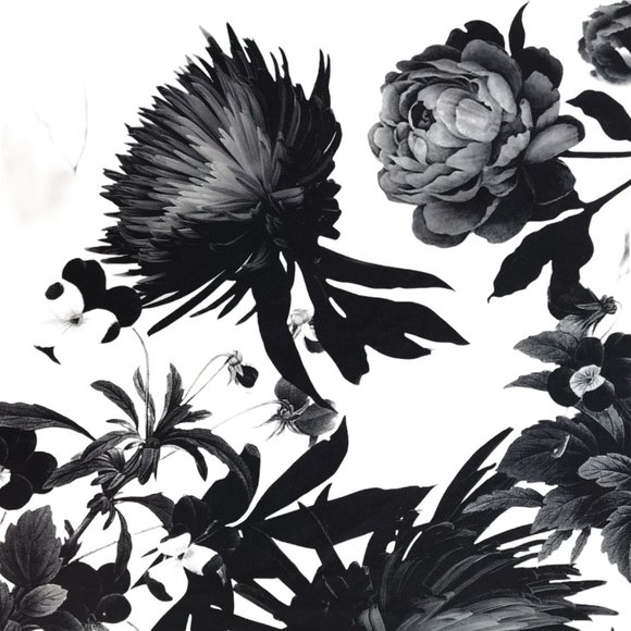 Lululemon Tank Top Racerback White with Black Roses Floral Print. Size Women's 8 - Picture 12 of 12